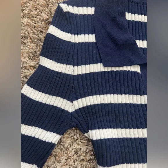 Milk And Honey Knitwear Blue And White striped Top Size M (0714) - Picture 9 of 13